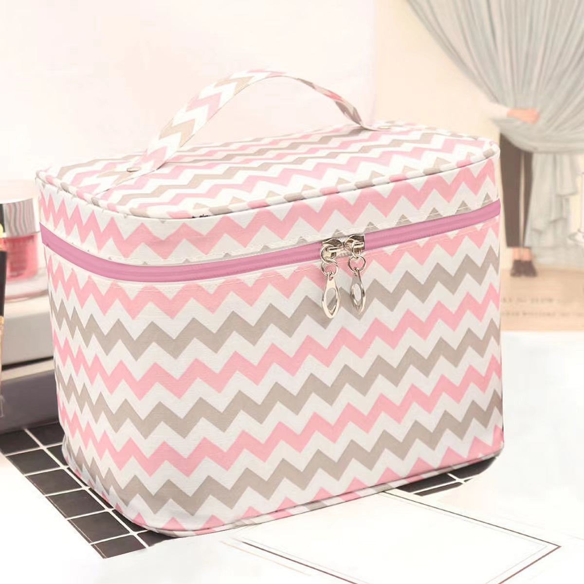 1pc Large Capacity Travel Makeup Bag - Portable and Convenient Cosmetic Organizer with Wash Bag and Pouch